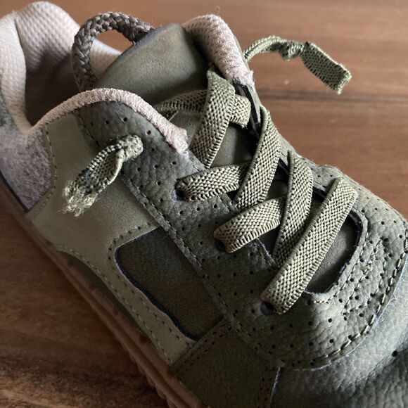 Carter's Olive Green Elastic Lace Sneakers Boys' 13 - Picture 12 of 12